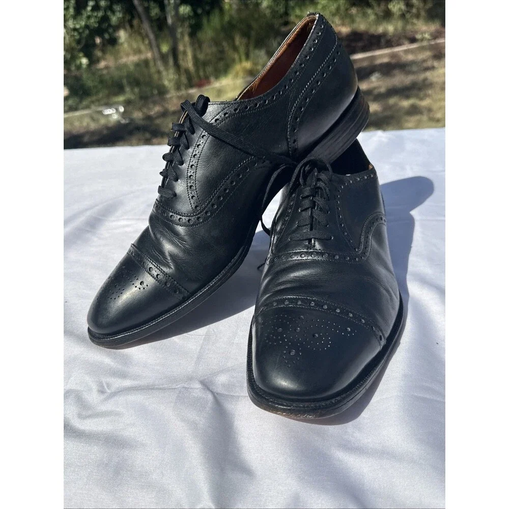 Men’s Vintage Church’s Of England Black Medallion Toe Dress Shoes 11.5 D US Fit